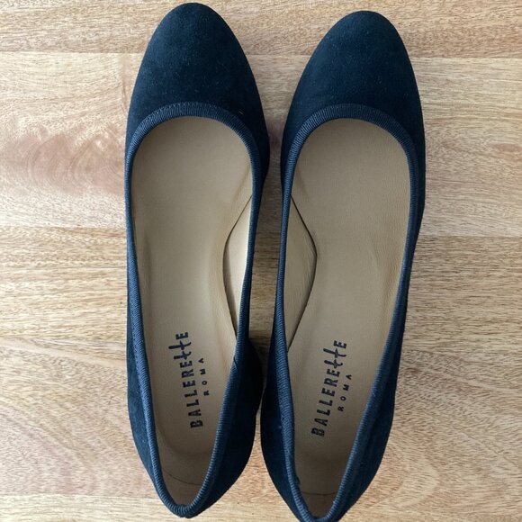 Perfect black suede pumps with mod heel - Picture 3 of 4